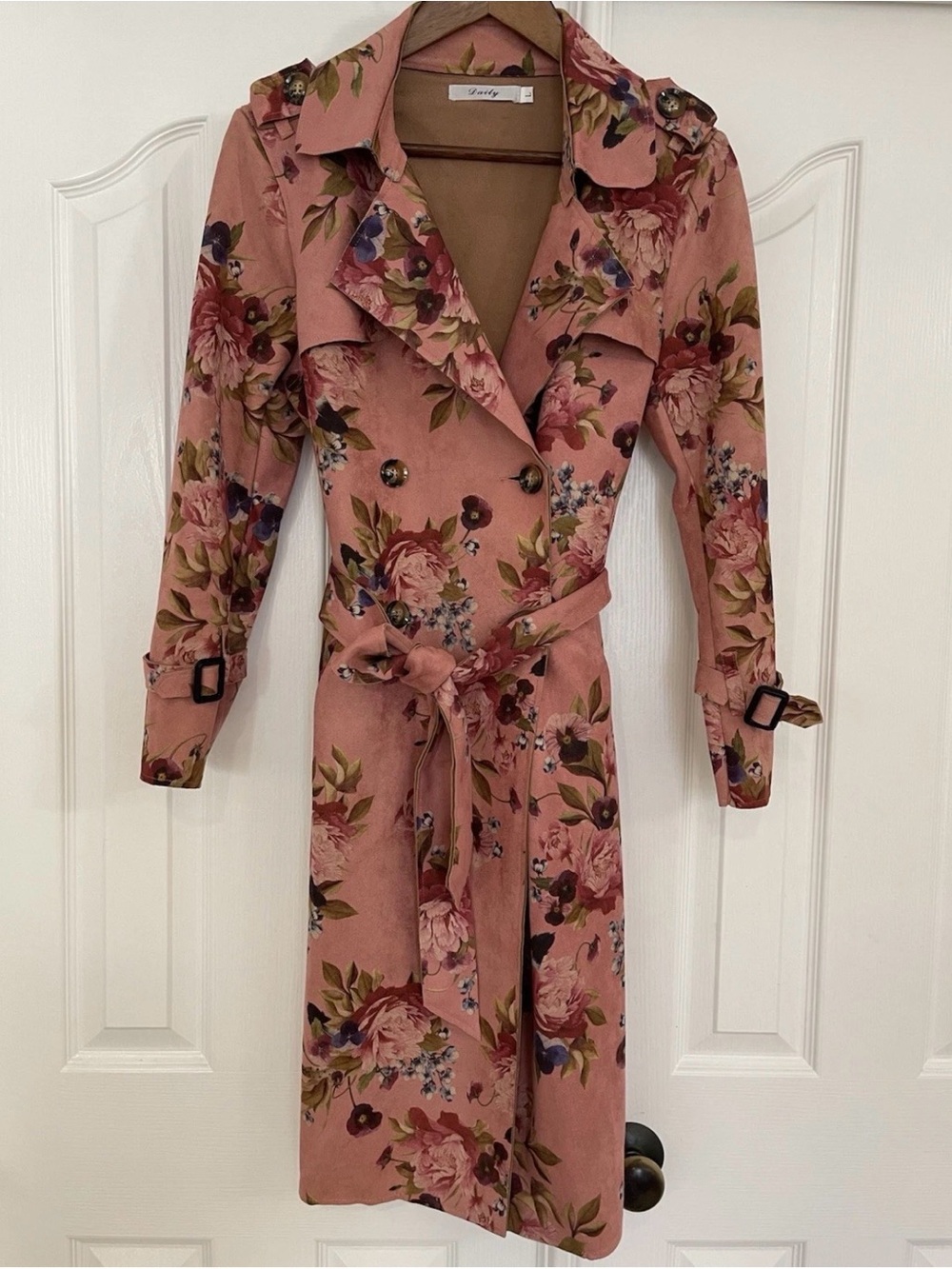 Floral Trench coat - Pink fits 6/8